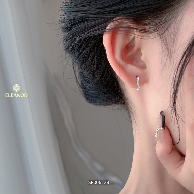 Bông tai nữ chuôi bạc 925 Eleanor Accessories viền cong lượn sóng khuyên tai phụ kiện trang sức 6128