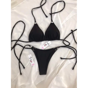 Bikini set 2 mảnh, 3 mảnh tam giác bacssic khoen nhỏ quần lọt khe khoe Mông ( Hình kèm video shop tự chụp )