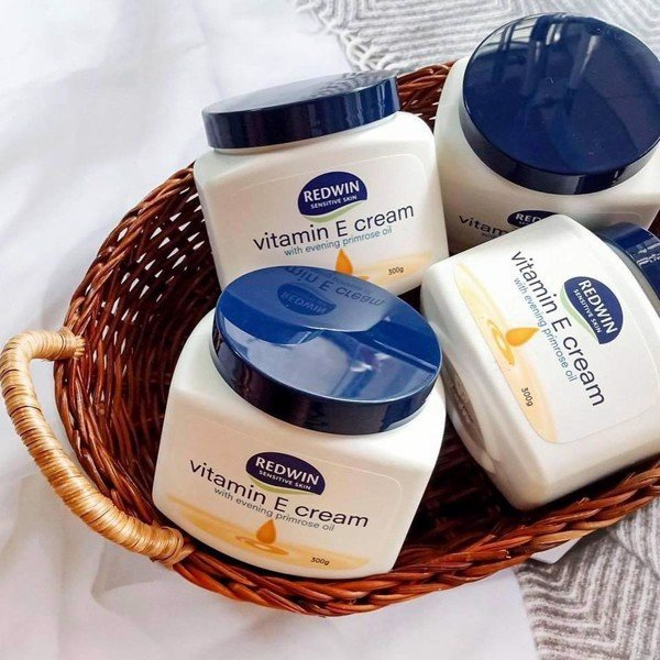 Kem dưỡng da vitamin E Redwin Cream (hũ 300gr) Úc