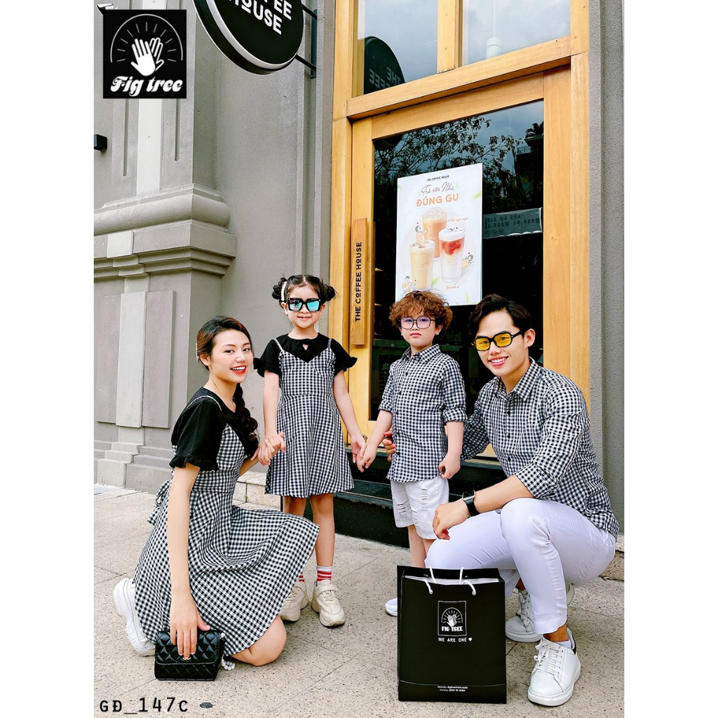 Set Đồ Gia Đình FigTree ( Nam Sơ Mi +Nữ Set Yếm ) Caro Trắng Đen  Siêu Xinh(Hàng Thiết Kế ( Mã 147C)