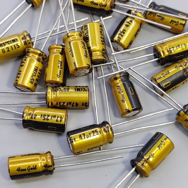 Nichicon Muse FG Fine Gold UFG1A470MDM – 4 Condensatori 47uF 10V 5x11mm Radiali, Nuovi - 3