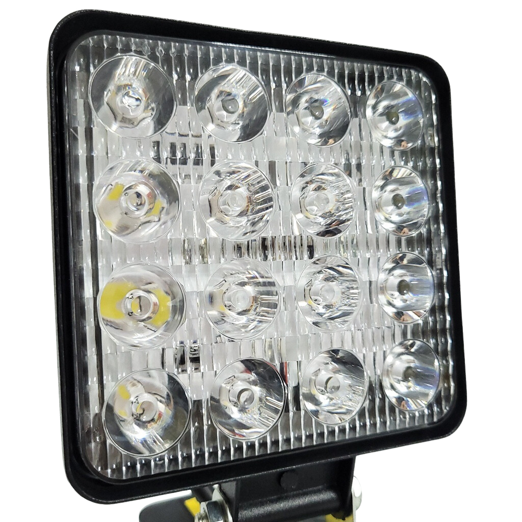 Đèn pin led dùng chung pin MAKITA 18v thiết kế bi cầu chiếu xa