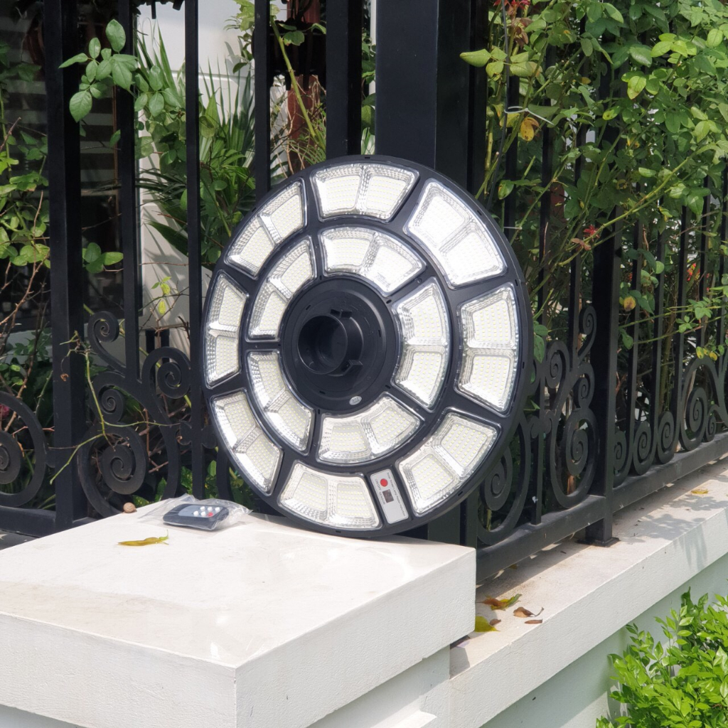 Đèn năng lượng mặt trời UFO 13 trang trí ngoài trời, Đèn đĩa bay 2 tầng 13 khoang 1000W bảo hành 2 năm
