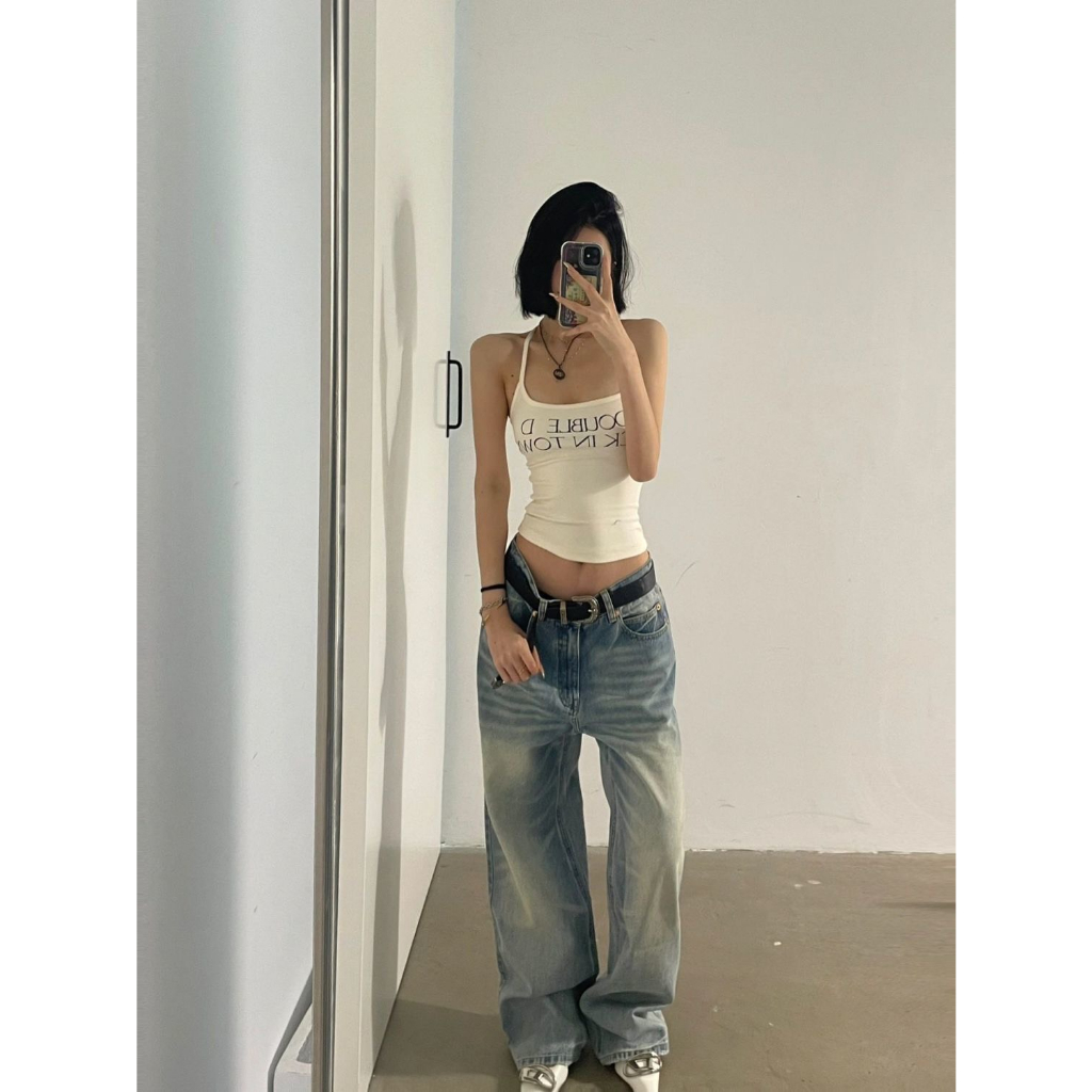 Áo croptop 2 dây cổ yếm đan chéo sau hở lưng hoạ tiết chữ chất thun cotton co giãn thoáng mát màu be AHDY001