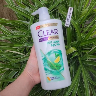 Dầu Gội Clear Sạch Gàu Mát Lạnh Bạc Hà 880g