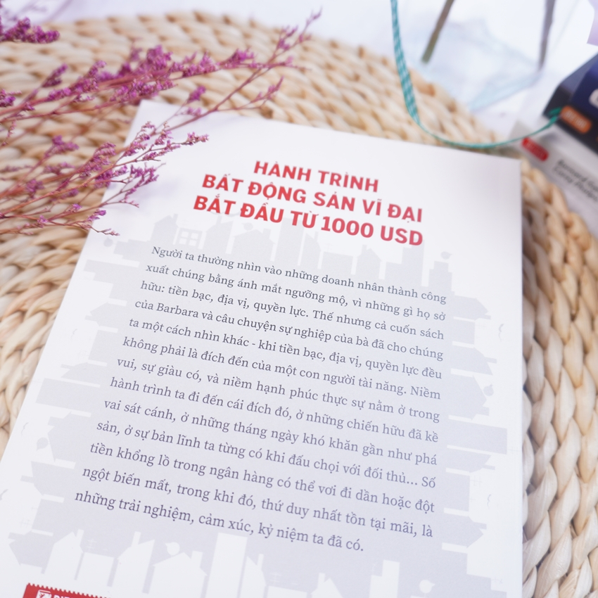 Sách Hành Trình Bất Động Sản Vĩ Đại Bắt Đầu Từ 1000 USD -  Cách Tạo Dựng Một Đế Chế Bất Động Sản Tỷ Đô