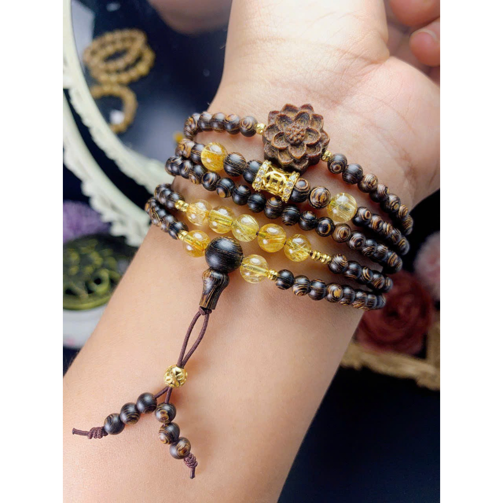 Vòng tay chuỗi hạt bằng trầm hương sánh chìm cao cấp 6mm 108 hạt mix charm đá thạch anh-charm vàn:g 10K.