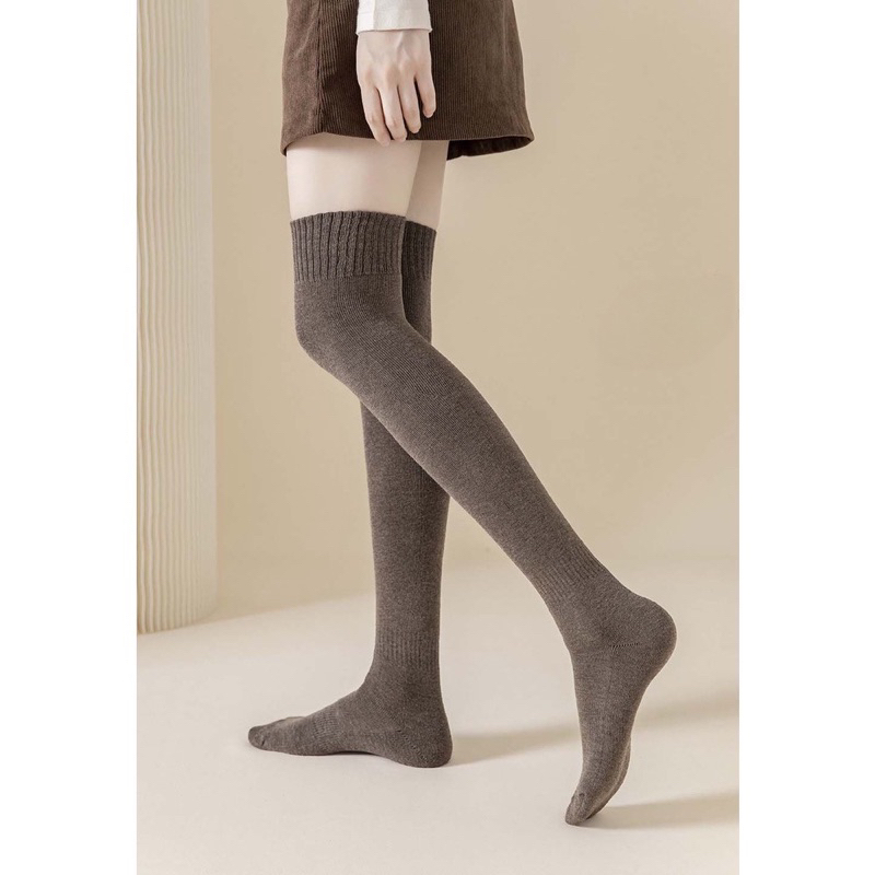 Tất Vớ Cổ Cao Qua Gối Ủ Kem , Chống Nắng Chất Cotton Len Dày , Mềm Mịn Thời Trang