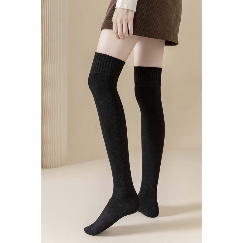 Tất Vớ Cổ Cao Qua Gối Ủ Kem , Chống Nắng Chất Cotton Len Dày , Mềm Mịn Thời Trang