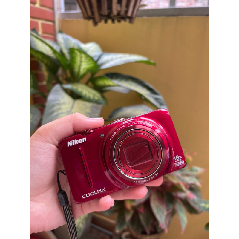 Máy ảnh Nikon Coolpix S9300 màu đỏ hot item🎈😍 | Shopee Việt Nam