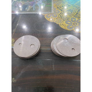 tấm tròn inox 6cm khoan lỗ giữa