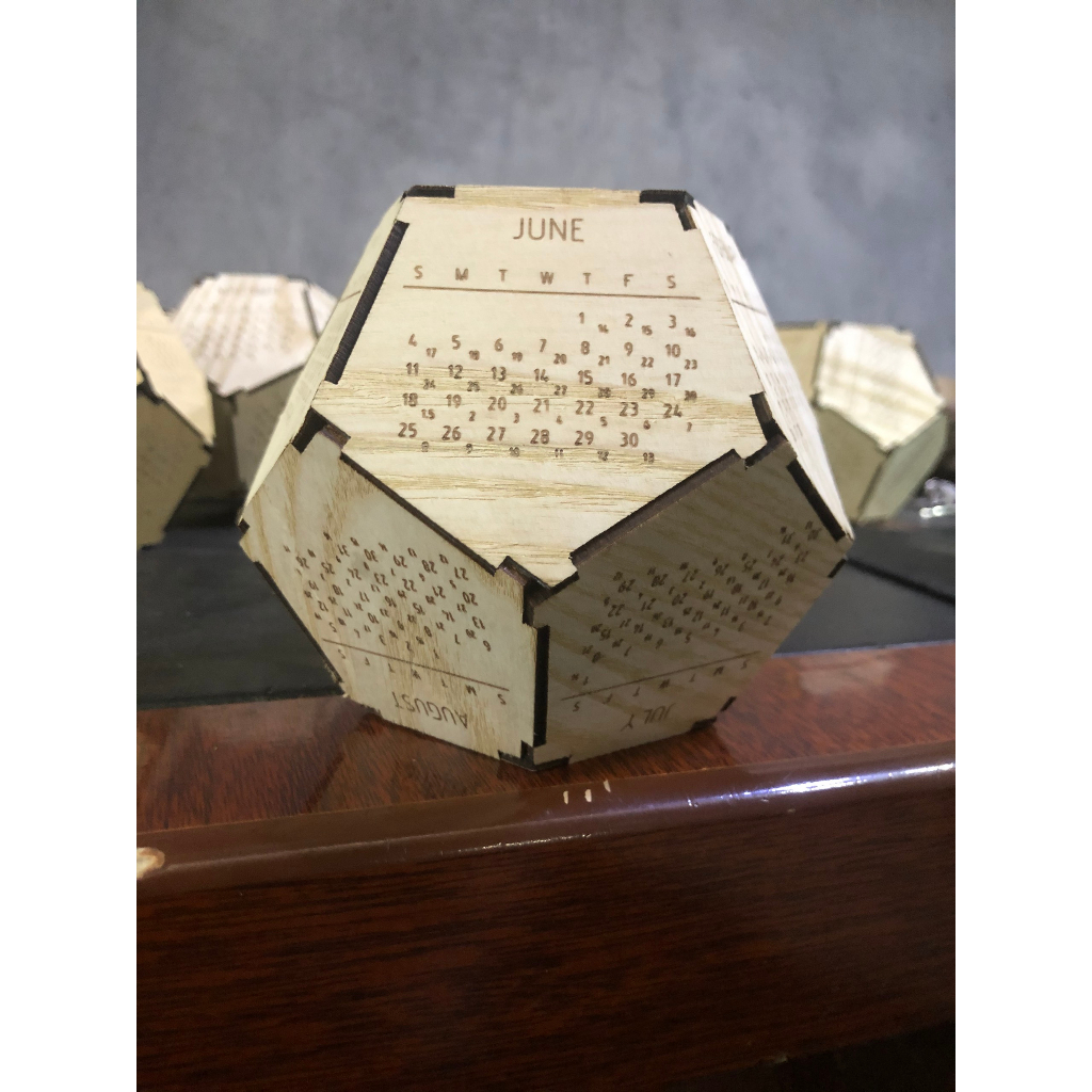 lịch gỗ 2023 - 2024 2025 2026