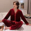 Bộ ngủ nhung nữ hàng Quảng Châu cao cấp viền ren tiểu thư