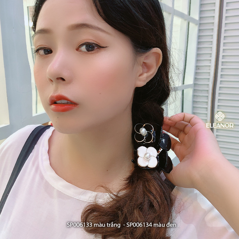 Kẹp tóc nữ Eleanor Accessories hình hoa đính ngọc trai nhân tạo kẹp tóc càng cua phụ kiện tóc 6133