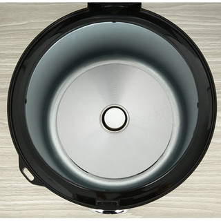 Nồi cơm nắp gài Sunhouse 3 lít SHD8305 Dung tích 3 lít, Số người ăn Trên 6 người Công suất	900W
