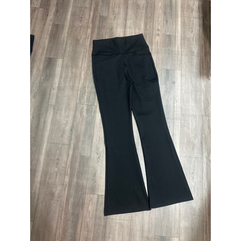 Quần legging ống loe có túi trước,gân sau, chất u mì mã 789