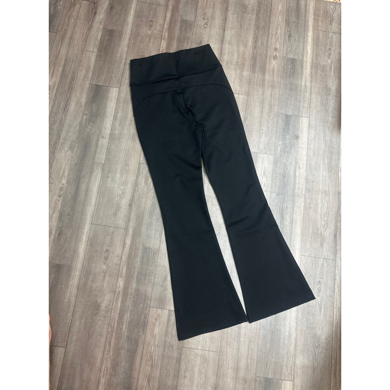Quần legging ống loe gân sau mã 9456