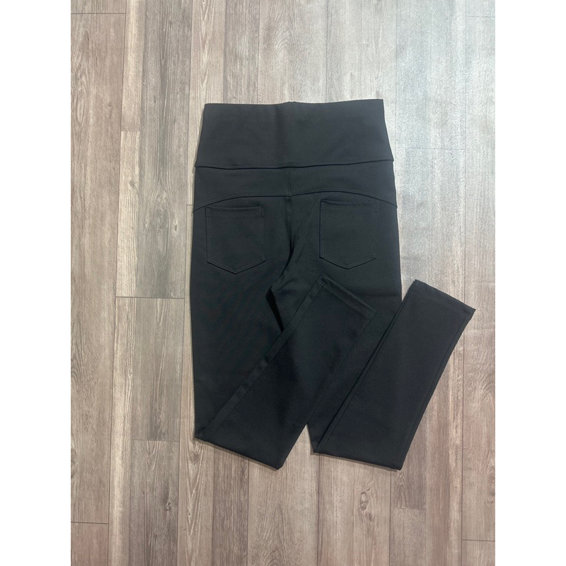 Quần legging cạp cao 4 túi gân sau mã 2000
