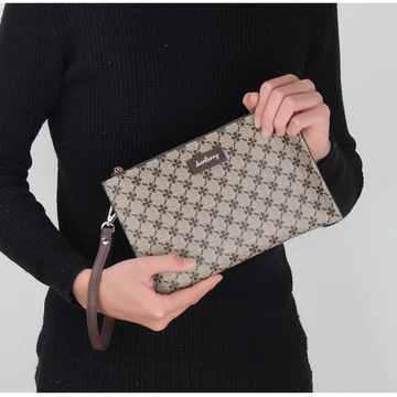 Women's Elegant PU Leather Clutch – Water-Resistant · VN012