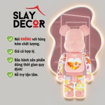 [CHÍNH HÃNG] Đèn Tranh Treo Tường Tráng Gương Gấu KAWS, Kích thước lớn, có điều khiển từ xa, KÈM LED, decor trang trí — ảnh 1