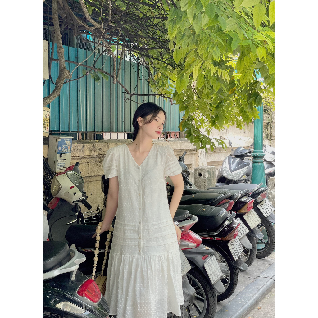 Ảnh De Leah - Đầm Suông Gấu Xếp Nếp Ngắn Tay - Thời Trang Thiết Kế 3