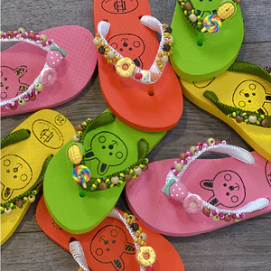 Dép Kẹp Xỏ Ngón HD Handmade Cho Bé Gái Đính Sticker Kẹo Mút Dễ Thương Đế Cao Su Mềm TLH02