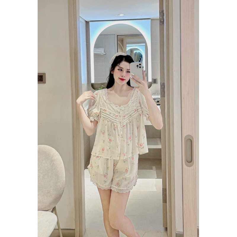 Bộ cộc đùi pizama tiểu thư bánh bèo phối ren bèo cổ cúc ngọc- bộ mặc nhà sang chảnh