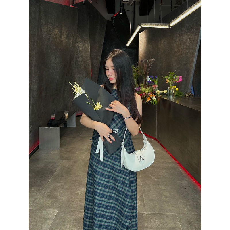 BỘ ÁO YẾM VÀ CHÂN VÁY