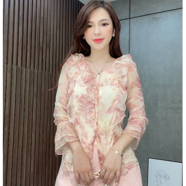 Áo nữ Liin Clothing họa tiết hoa bèo đính cúc ngọc chất liệu lụa cao cấp AKD276PRI-S23 spe