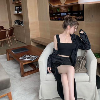 Áo Croptop Nữ Hai Dây Quai Lớn Cổ Vuông Chất Cotton Mềm Mịn Ôm Dáng Sexy A06