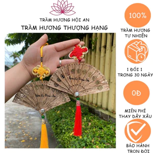 Quạt trầm hương, 20 nan, nan dài 22cm, vật phẩm dùng hoặc trưng bày, món quà ý nghĩa.