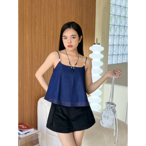 Áo denim 2 dây có nút gỗ HERA TOP