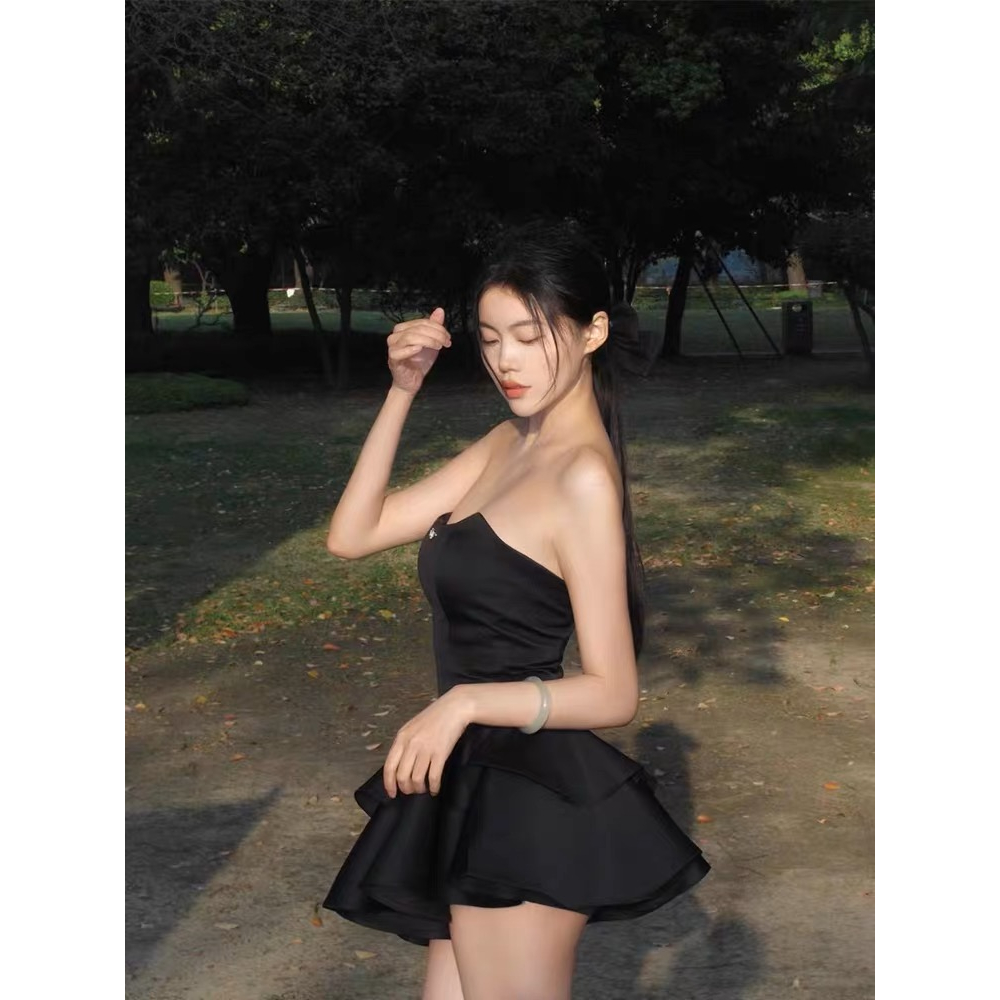 Đầm ôm eo xoè lệch 2 tầng cách điệu - Váy ôm body cúp ngực đính đá tiểu thư có mút ngực 𝑪𝒂𝒍𝒂𝒓 𝑫𝒓𝒆𝒔𝒔