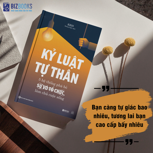 Bộ Sách 4 Kỹ Năng Nâng Tầm Cuộc Đời - Khi Tầm Tới - Tiền Sẽ Tới: Kỷ Luật Tự Thân, Dí Dỏm, Cracked It, Bản Đồ Dòng Tiền