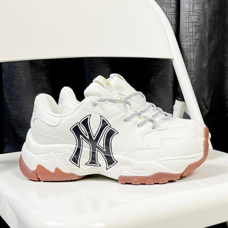 MLB Big Ball Chunky Mask New York Yankees Sandal Shoes 3ASDCH133-50CRS US  5-11