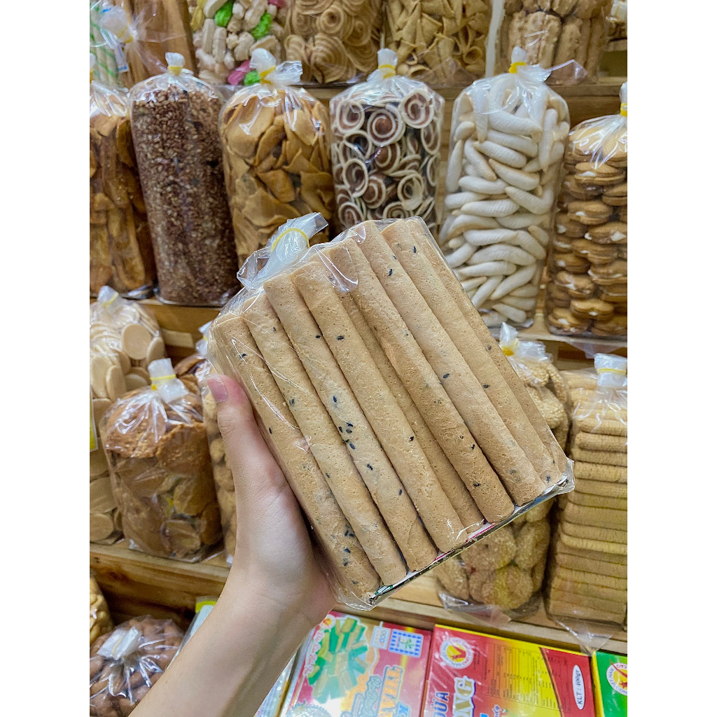Bánh ống mè loại 1 500gr | Shopee Việt Nam