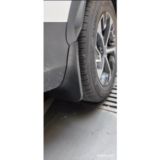 Chắn Bùn Kia Sportage Chất Liệu Nhựa Dẻo Bộ 4 Chiếc Có Kèm Ốc Vít