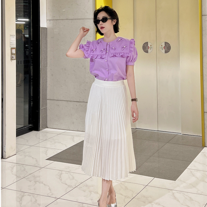 Áo sơ mi nữ cổ điệu HAANDESIGN thiết kế công sở chất liệu thô xốp cao cấp không nhăn cổ bèo đính ngọc tím ( ÁO A09 TÍM)