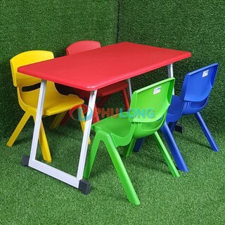 Bàn Nhựa Đúc Nguyên Khối Cho Bé Mầm Non, Bàn Mẫu Giáo Gấp Gọn Chân Vuông chắc chắc XẢ KHO