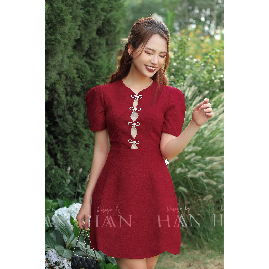 Váy thiết kế HAAN DESIGN cutout, chân váy dáng chữ A chất liệu text hàn mềm không xù nhăn, màu đỏ đô (V03)