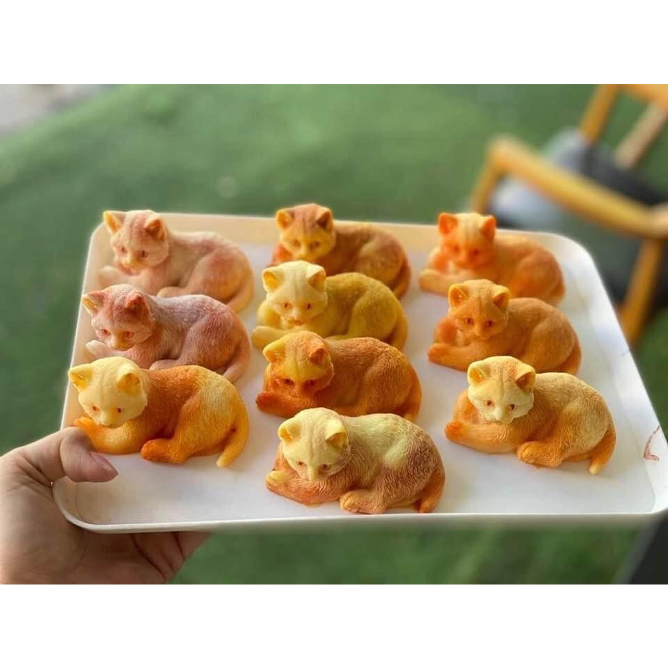 Khuôn chú mèo nằm mẫu 1