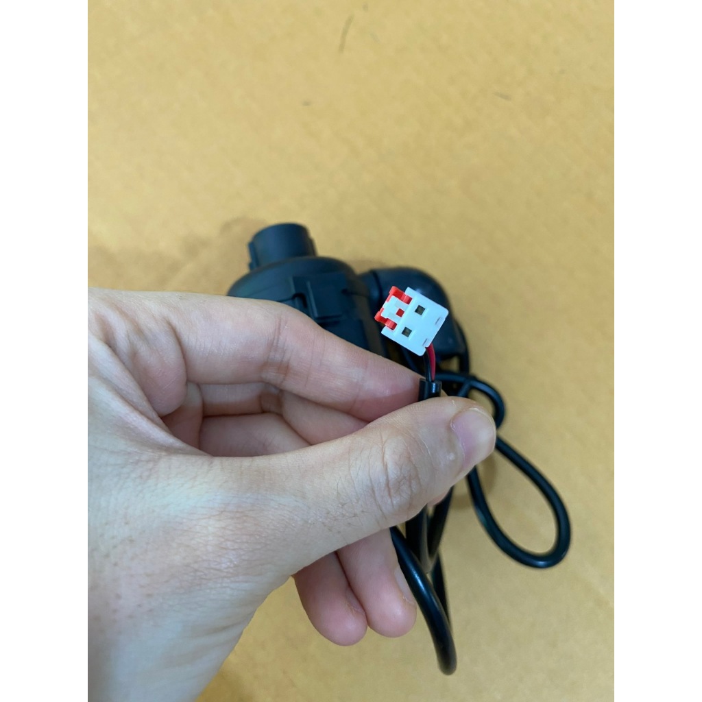 Bơm nước ngưng điều hoà âm trần 12V 5W