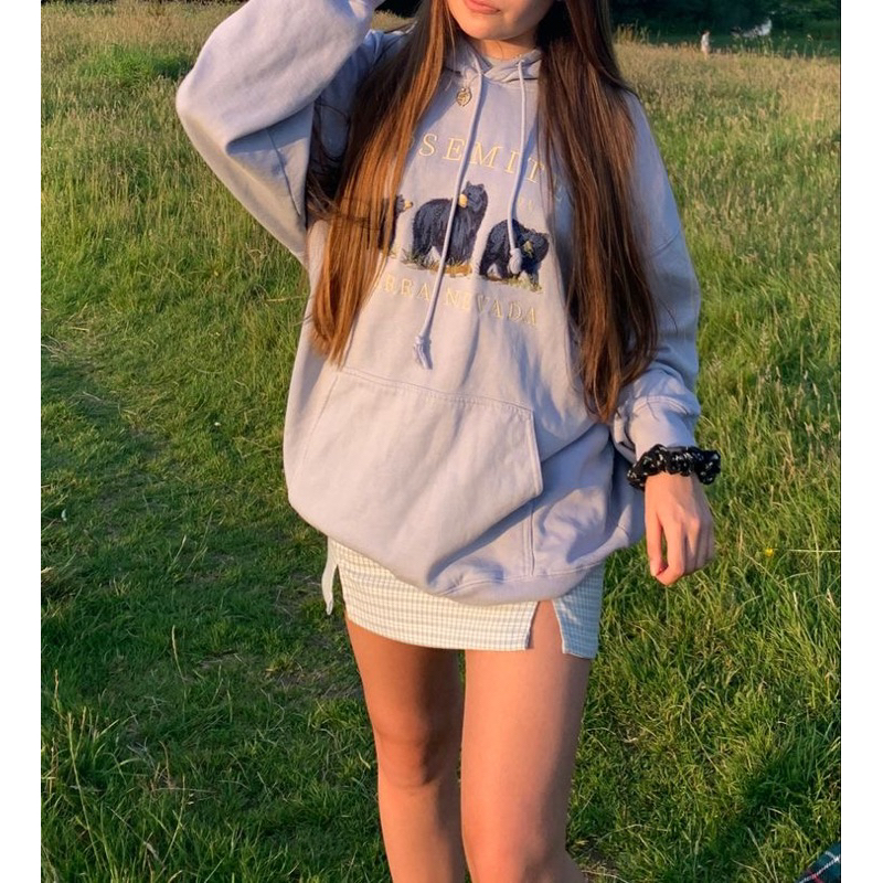 Brandy Melville Penelope Yosemite Hoodie (Áo nỉ hoodie hình gấu