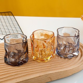 Cốc thủy tinh màu vàng hổ phách, ly thủy hình kim cương