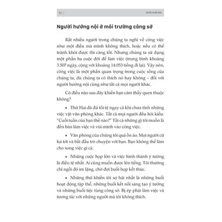 Sách - Người Hướng Nội Làm Freelancer: Làm Việc Tự Do, Sống Là Chính Mình - MCBooks