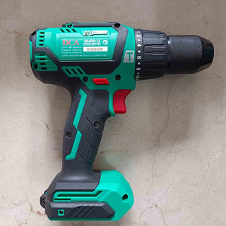 DCA MÁY KHOAN BÚA KHÔNG CHỔI THAN DÙNG PIN 20V ADJZ05-13Z