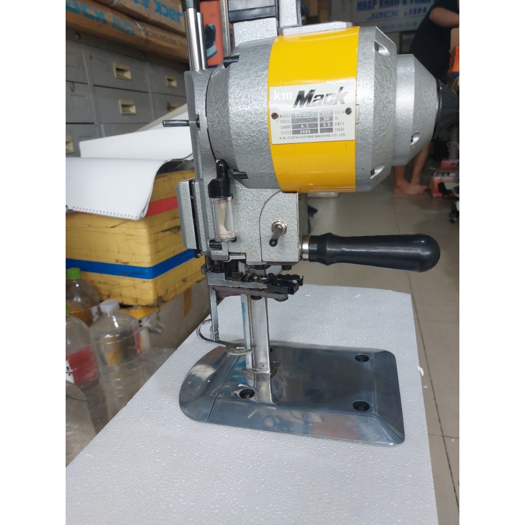 Máy Cắt Vải Đứng Công Nghiệp KM 5 Inch (370W) – Chính Hãng, Thiết Kế Nhỏ Gọn