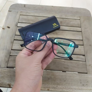 Gọng kính cận V533