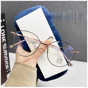 Combo kính cận chống ánh sáng xanh V403 ( Đã bao gồm gọng kính và tròng cận )