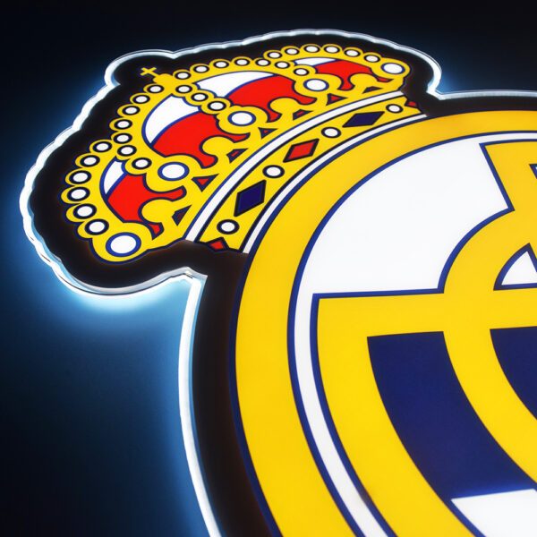Real Madrid – Đèn LED Treo Tường In Logo CLB Real Madrid | Kích Thước 52*38cm